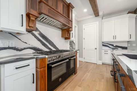 Tiny photo for 7622 Farmville Road, Farmville, VA 23901 (MLS # 362554)