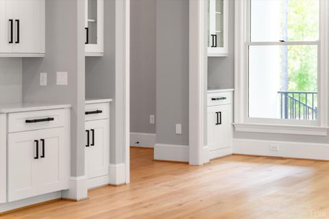 Tiny photo for 7622 Farmville Road, Farmville, VA 23901 (MLS # 362554)