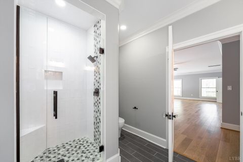 Tiny photo for 7622 Farmville Road, Farmville, VA 23901 (MLS # 362554)