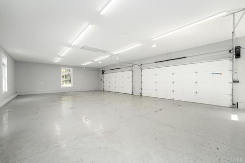 Tiny photo for 7622 Farmville Road, Farmville, VA 23901 (MLS # 362554)