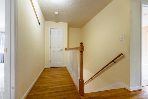 Tiny photo for 103 Brockenbrough Place, Forest, VA 24551 (MLS # 363223)