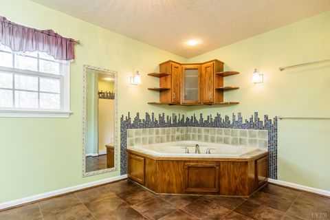 Tiny photo for 103 Brockenbrough Place, Forest, VA 24551 (MLS # 363223)