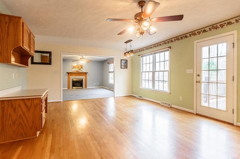 Tiny photo for 103 Brockenbrough Place, Forest, VA 24551 (MLS # 363223)