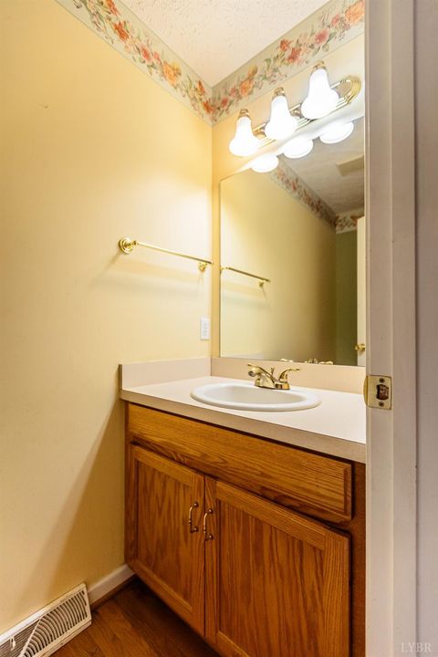 Tiny photo for 103 Brockenbrough Place, Forest, VA 24551 (MLS # 363223)