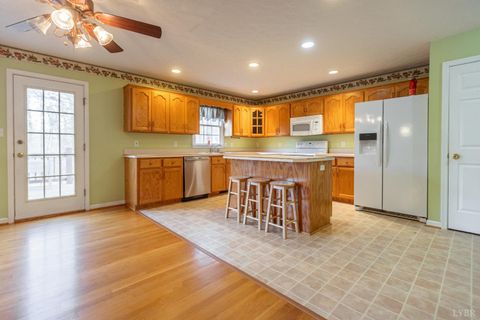 Tiny photo for 103 Brockenbrough Place, Forest, VA 24551 (MLS # 363223)