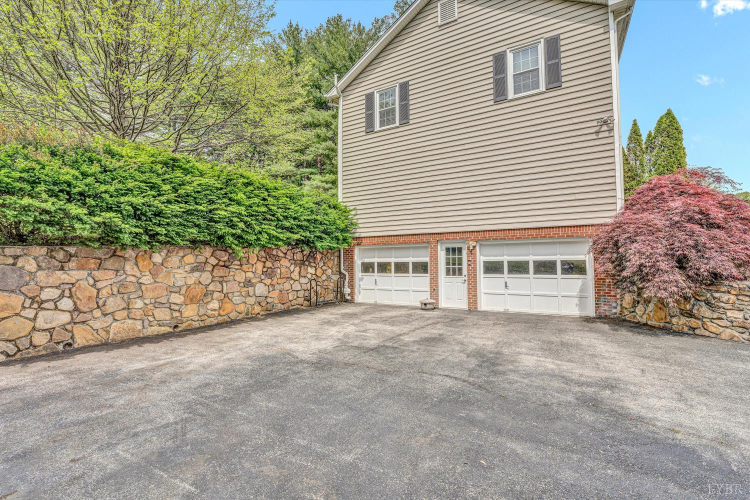 302 Ivy Lane, Daleville, Virginia image 40