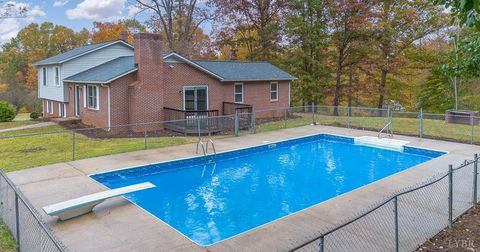 Tiny photo for 3660 Union Church Road, Gladstone, VA 24553 (MLS # 362819)
