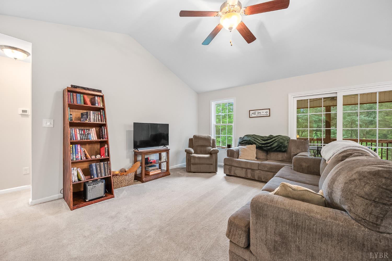 1194 Hamler Road, Forest, Virginia image 9