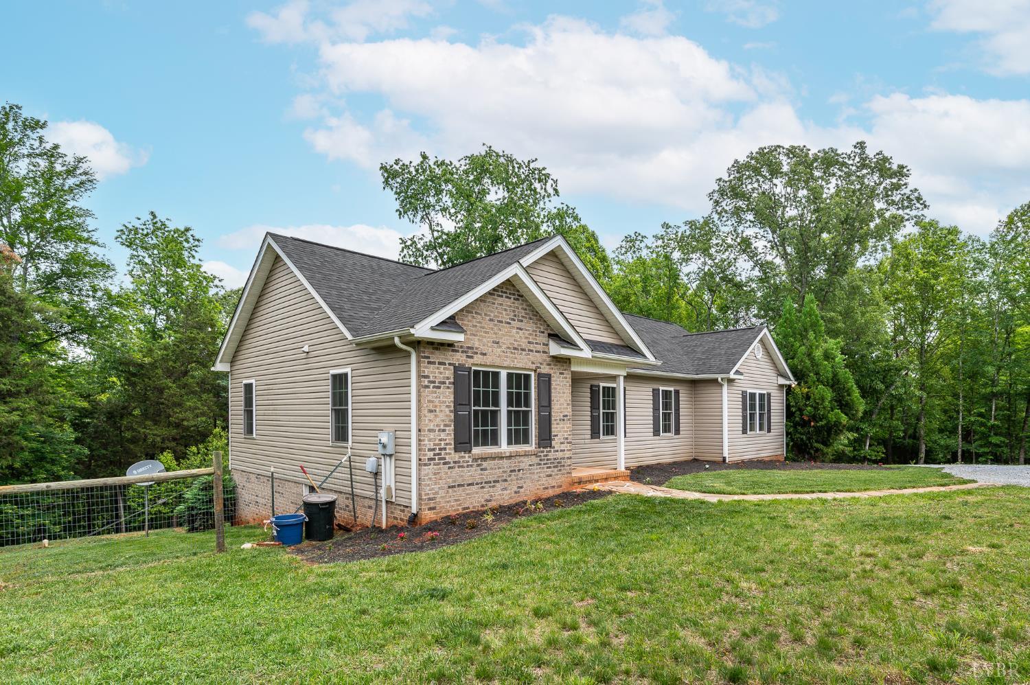 1194 Hamler Road, Forest, Virginia image 3