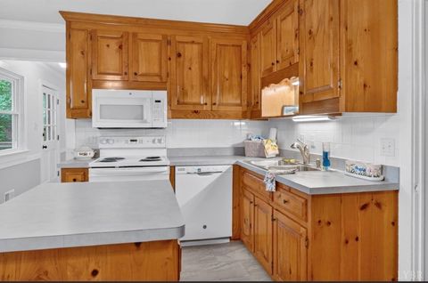 Tiny photo for 275 Fox Hill Road, Rice, VA 23966 (MLS # 366684)