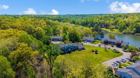 Tiny photo for 424 Oak Point Road, Forest, VA 24551 (MLS # 365938)