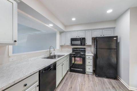 Tiny photo for 424 Oak Point Road, Forest, VA 24551 (MLS # 365938)