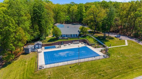 Tiny photo for 424 Oak Point Road, Forest, VA 24551 (MLS # 365938)