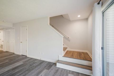 Tiny photo for 424 Oak Point Road, Forest, VA 24551 (MLS # 365938)