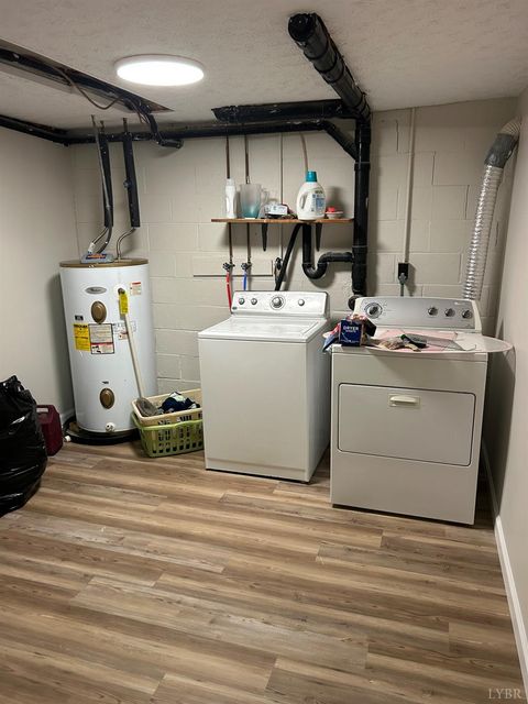 Tiny photo for 327 Dixie Airport Rd, Madison Heights, VA 24572 (MLS # 362452)