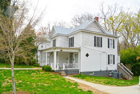 Tiny photo for 900 High Street St, Farmville, VA 23901 (MLS # 363485)