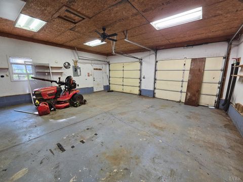 Tiny photo for 7962 Five Forks Road, Pamplin, VA 23958 (MLS # 362247)