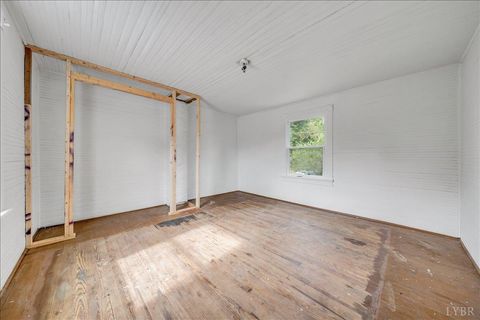 Tiny photo for 104 Claytor Drive, Brookneal, VA 24528 (MLS # 362520)