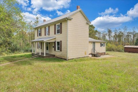 Tiny photo for 104 Claytor Drive, Brookneal, VA 24528 (MLS # 362520)