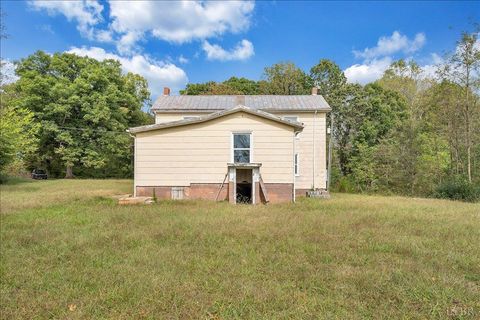 Tiny photo for 104 Claytor Drive, Brookneal, VA 24528 (MLS # 362520)