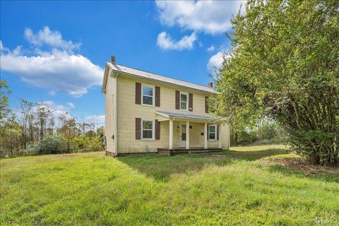 Tiny photo for 104 Claytor Drive, Brookneal, VA 24528 (MLS # 362520)