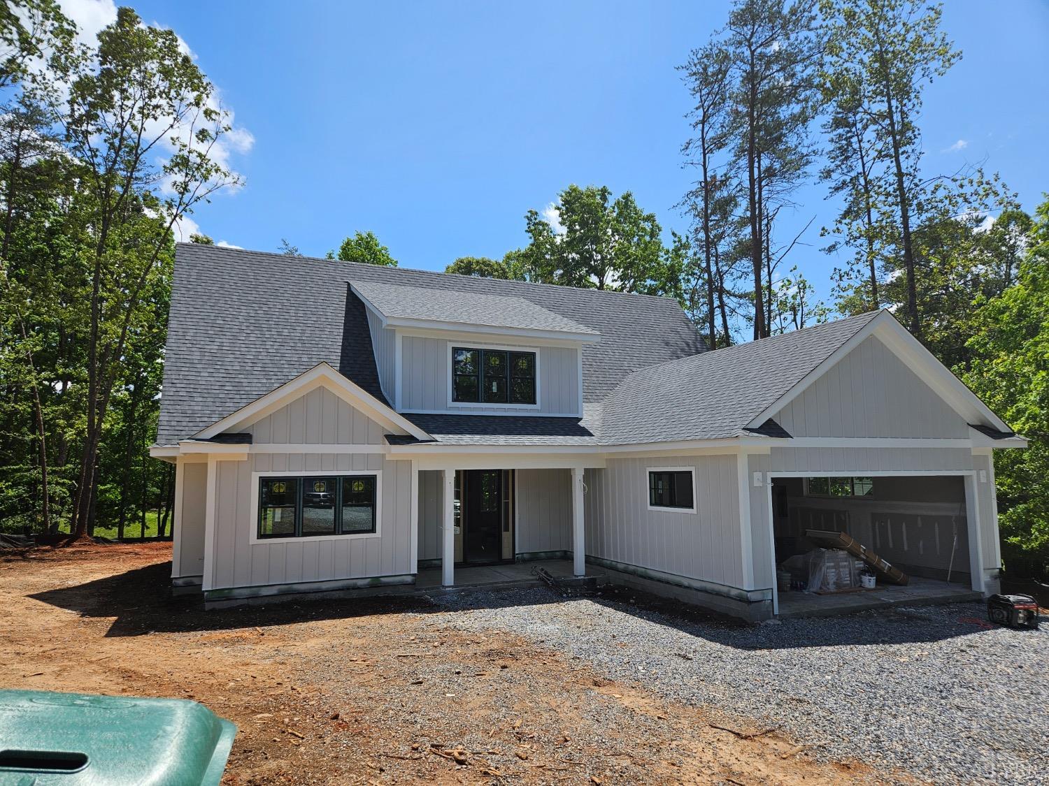 120 Pointe O Woods Drive, Huddleston, Virginia image 1
