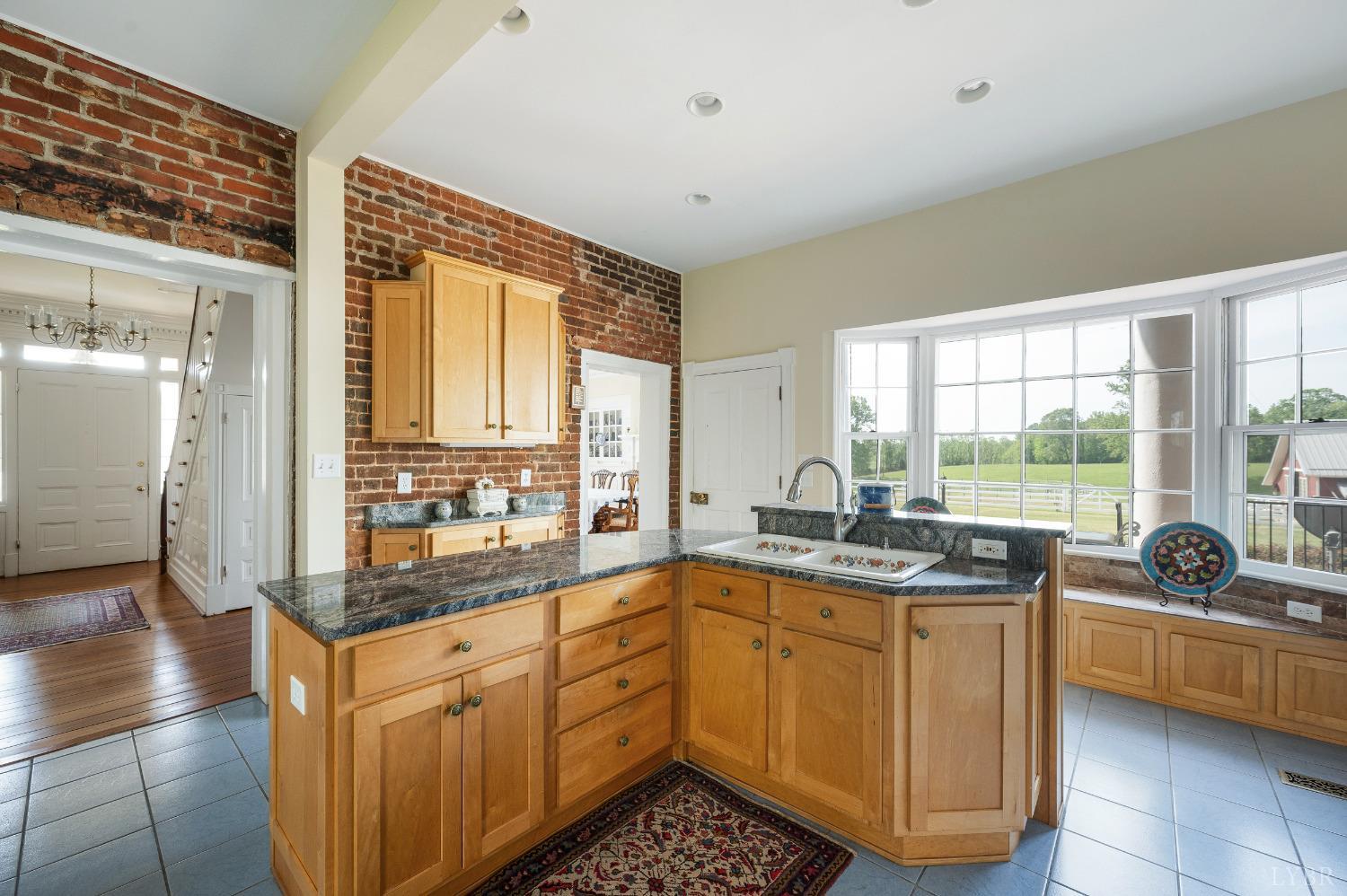 1024 Sunset Drive, Amherst, Virginia image 30