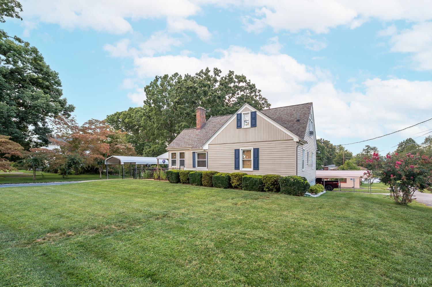 500 Leftwich Street, Gretna, Virginia image 3