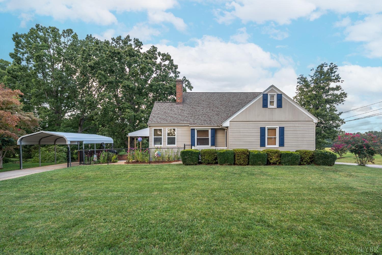 500 Leftwich Street, Gretna, Virginia image 2