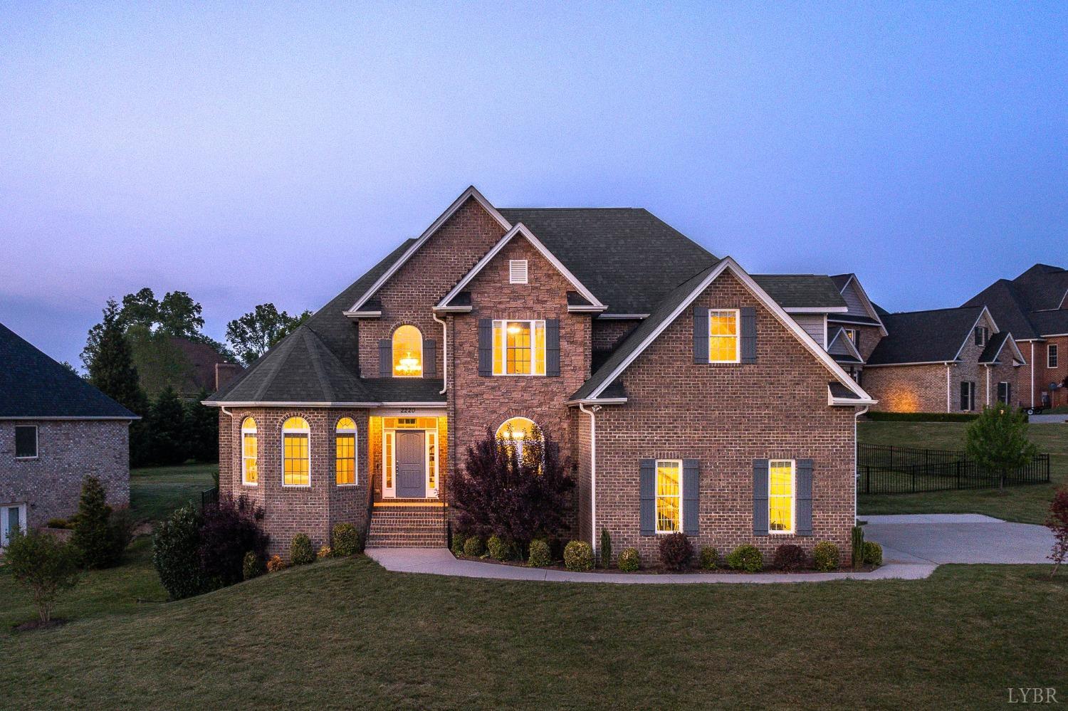 2220 Colby Drive, Forest, Virginia image 5