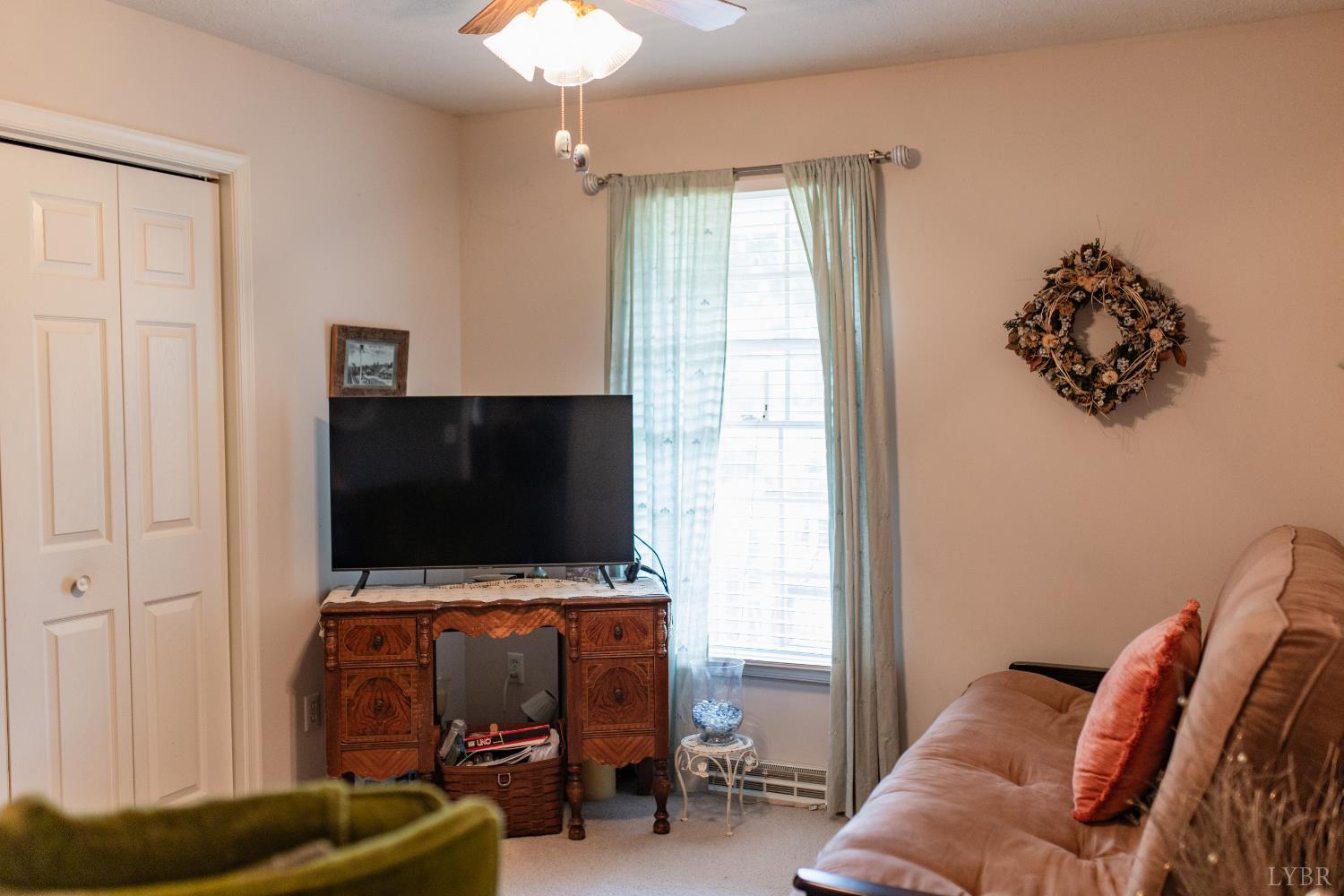 206 Meadowhill Circle Cir, Goode, Virginia image 17