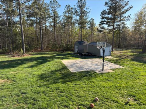 Tiny photo for 271 Pleasant Ridge Drive, Madison Heights, VA 24572 (MLS # 365635)