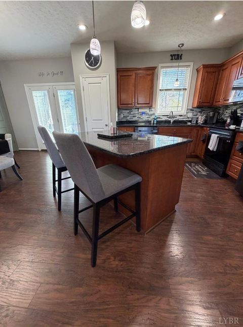 Tiny photo for 271 Pleasant Ridge Drive, Madison Heights, VA 24572 (MLS # 365635)