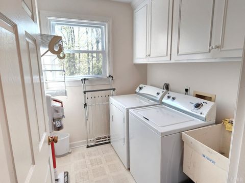 Tiny photo for 100 Jameson Court, Lynchburg, VA 24503 (MLS # 365760)