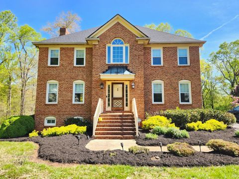 Photo of 100 Jameson Court, Lynchburg, VA 24503 (MLS # 365760)