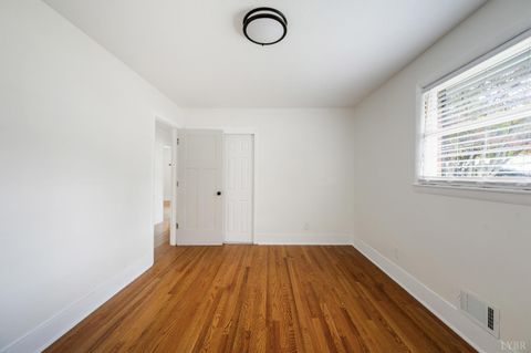 Tiny photo for 1330 Krise Circle, Lynchburg, VA 24503 (MLS # 362762)