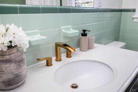 Tiny photo for 1330 Krise Circle, Lynchburg, VA 24503 (MLS # 362762)