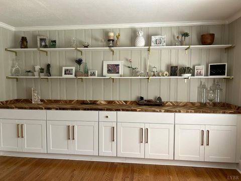 Tiny photo for 1330 Krise Circle, Lynchburg, VA 24503 (MLS # 362762)