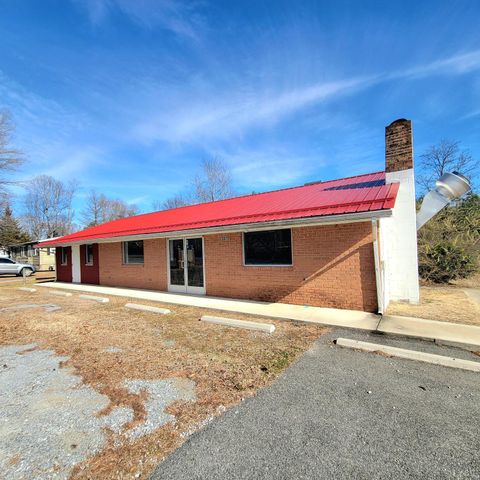 Tiny photo for 3070 Long Island Road, Gladys, VA 24554 (MLS # 364181)