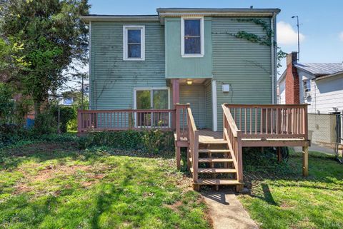 Tiny photo for 1206 Dearing Street, Lynchburg, VA 24503 (MLS # 365575)