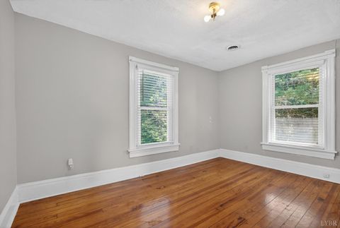 Tiny photo for 1206 Dearing Street, Lynchburg, VA 24503 (MLS # 365575)