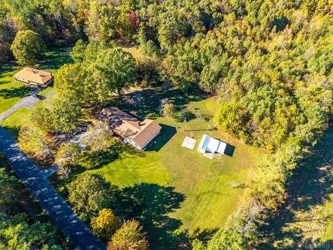 Tiny photo for 687 Hixburg Road Rd, Pamplin, VA 23958 (MLS # 362648)