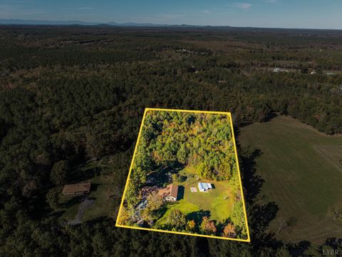 Tiny photo for 687 Hixburg Road Rd, Pamplin, VA 23958 (MLS # 362648)