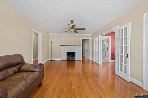 Tiny photo for 913 Johnson Road, Lynchburg, VA 24502 (MLS # 363678)