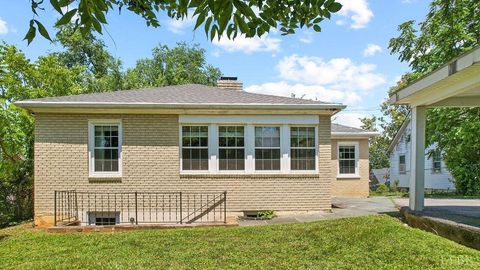 Tiny photo for 913 Johnson Road, Lynchburg, VA 24502 (MLS # 363678)