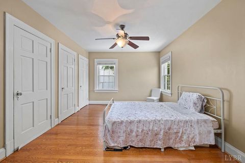 Tiny photo for 913 Johnson Road, Lynchburg, VA 24502 (MLS # 363678)