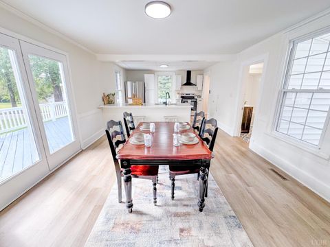 Tiny photo for 176 N Main St, Amherst, VA 24521 (MLS # 366601)