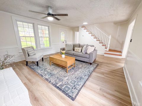 Tiny photo for 176 N Main St, Amherst, VA 24521 (MLS # 366601)