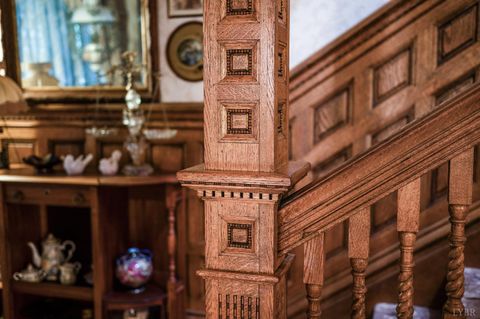 Tiny photo for 400 Madison Street, Lynchburg, VA 24504 (MLS # 364511)