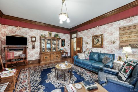 Tiny photo for 400 Madison Street, Lynchburg, VA 24504 (MLS # 364511)